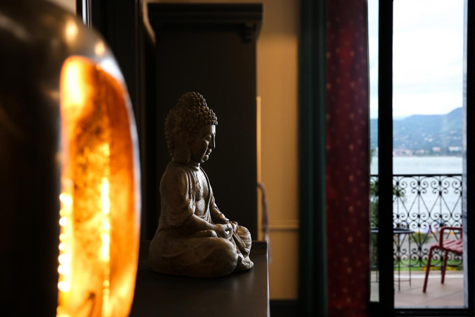 Hotel Retro 巴统 外观 照片