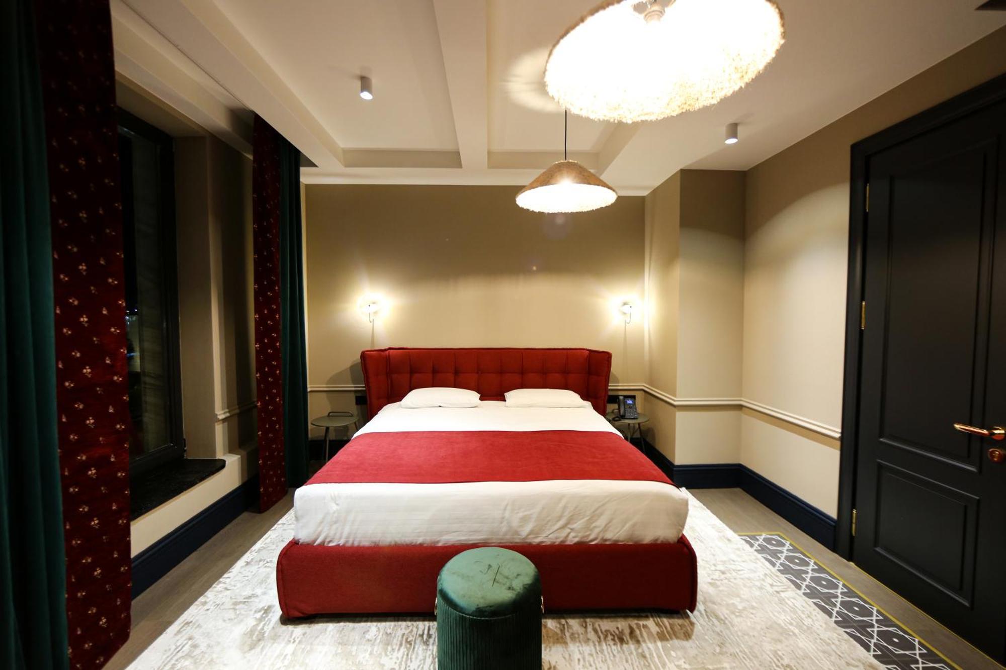 Hotel Retro 巴统 外观 照片