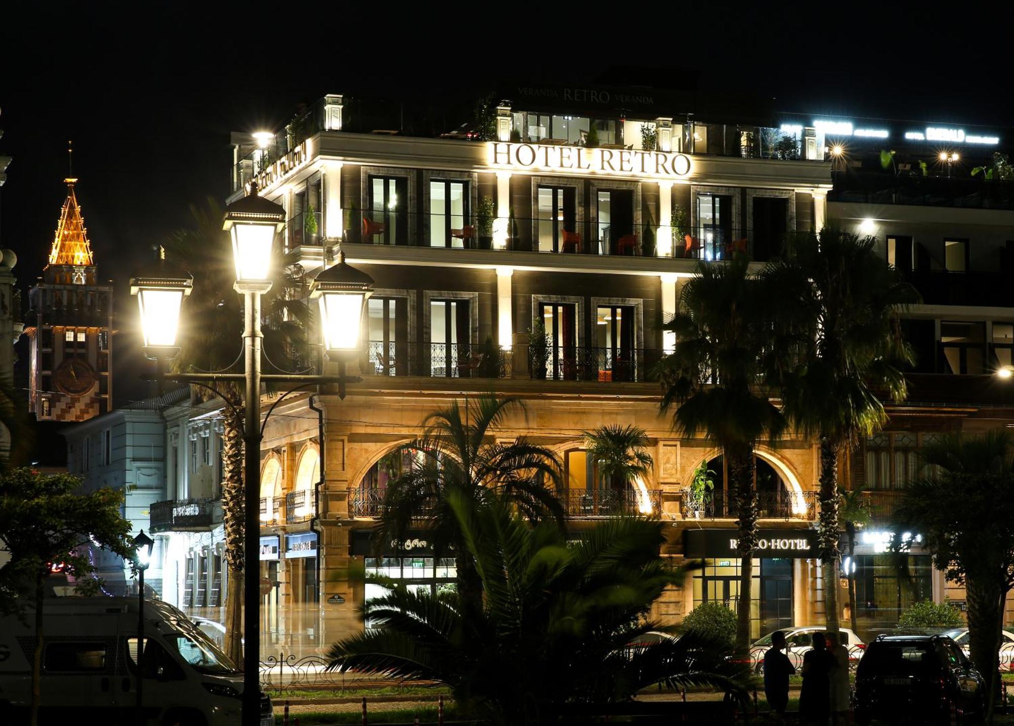 Hotel Retro 巴统 外观 照片