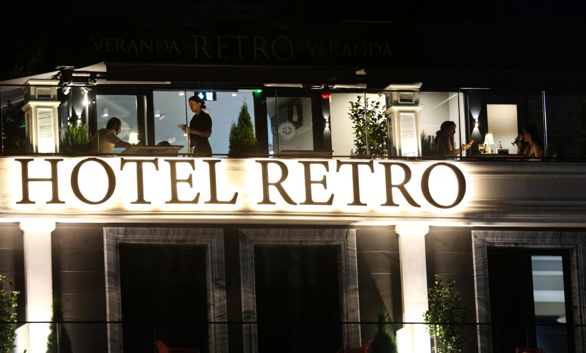 Hotel Retro 巴统 外观 照片