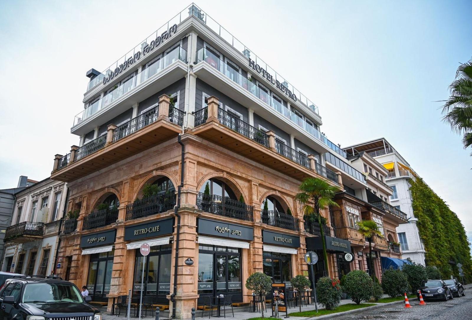 Hotel Retro 巴统 外观 照片