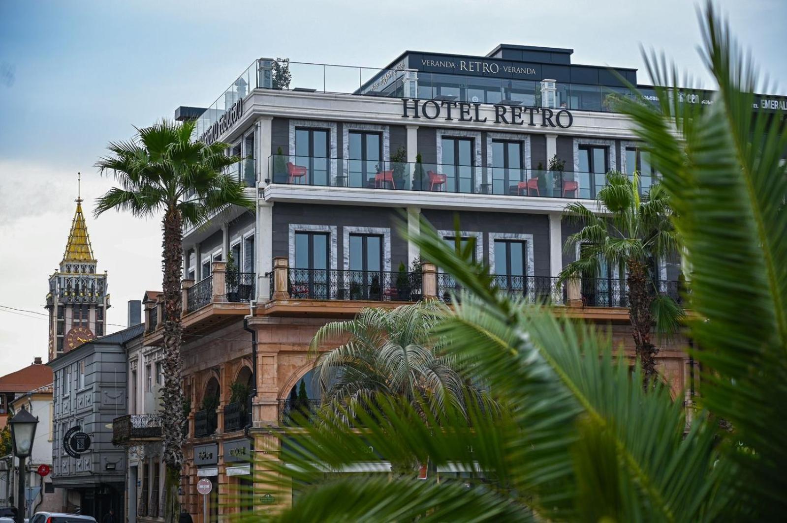 Hotel Retro 巴统 外观 照片