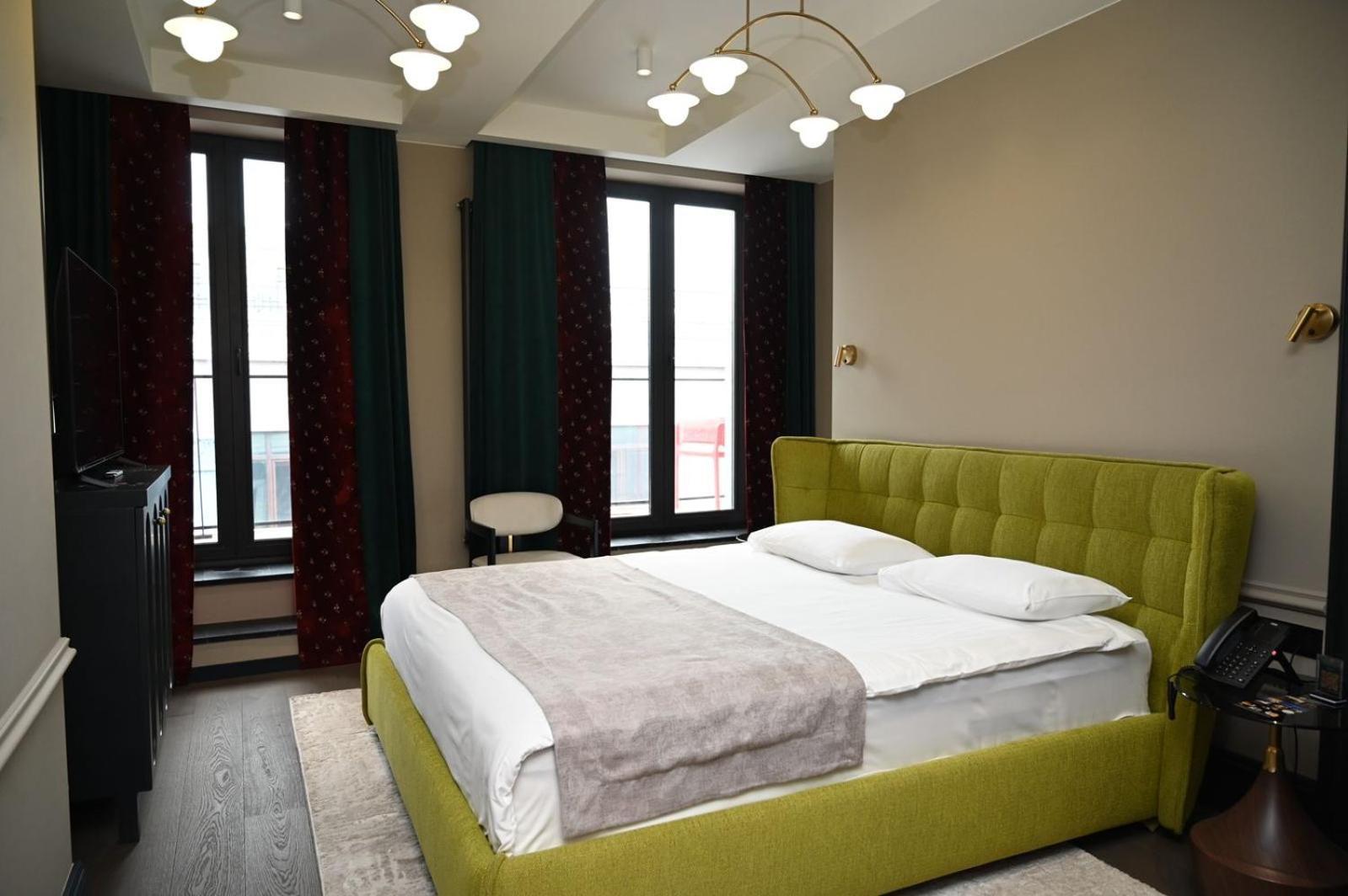 Hotel Retro 巴统 外观 照片