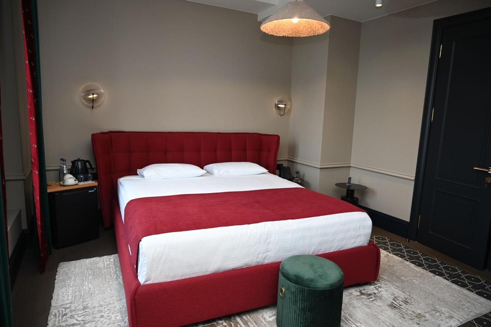 Hotel Retro 巴统 外观 照片