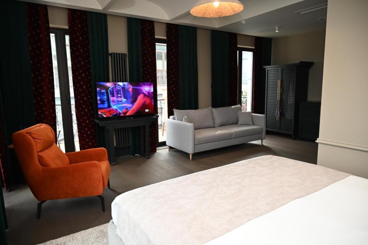 Hotel Retro 巴统 外观 照片